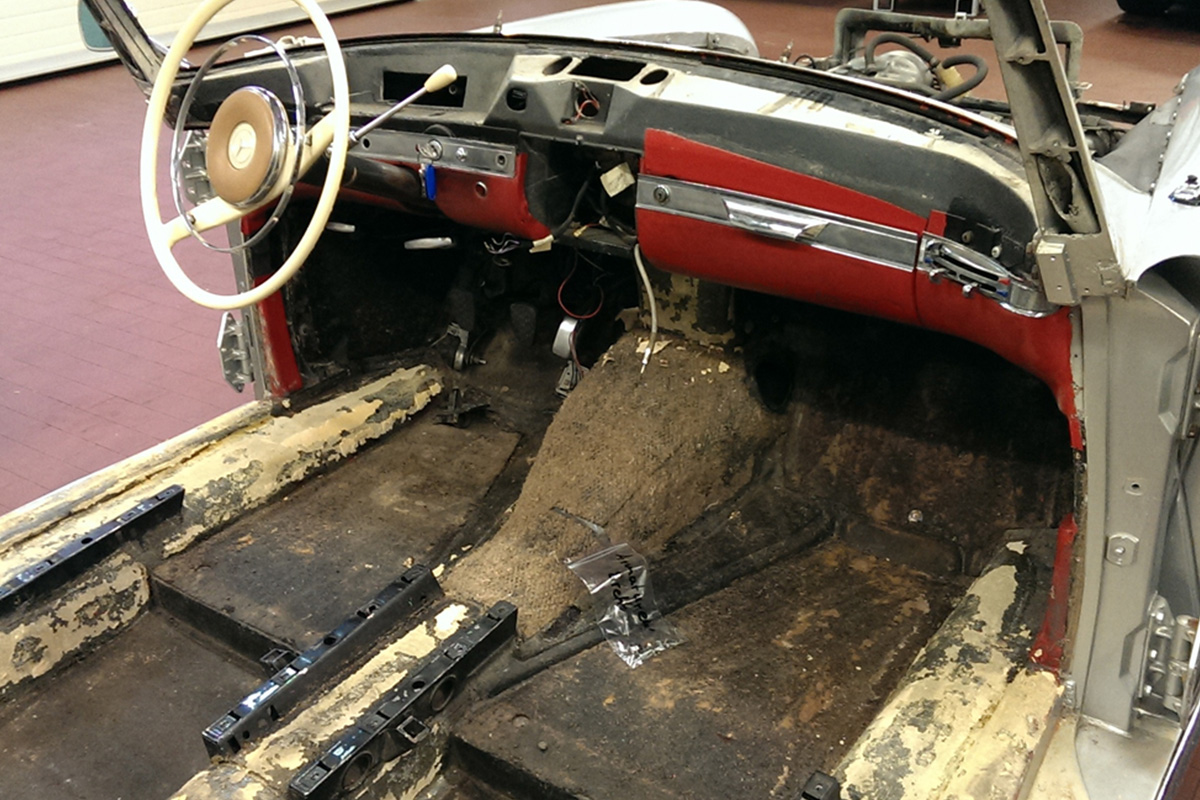 Restauration Mercedes-Benz 220 SE Cabrio | ASTALLER Classic